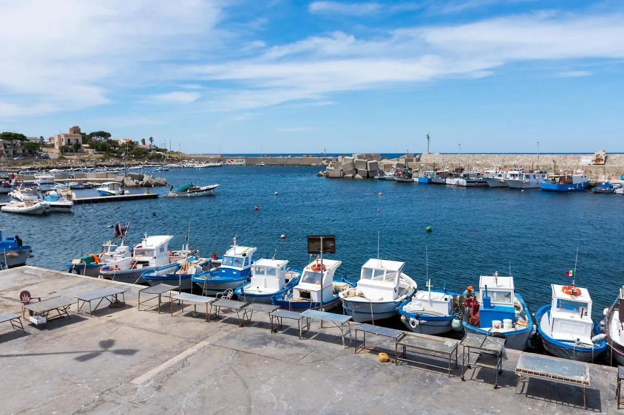 La Casetta Sul Mare Isola delle Femmine Guest house